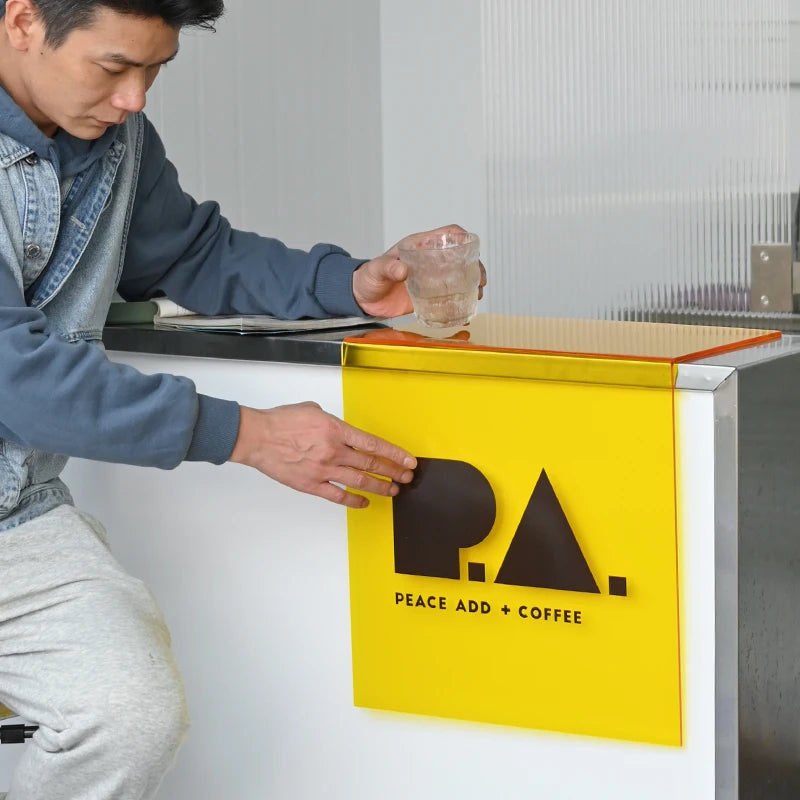 热弯亚克力L型桌面展示板 logo标识牌 logo展示板定制