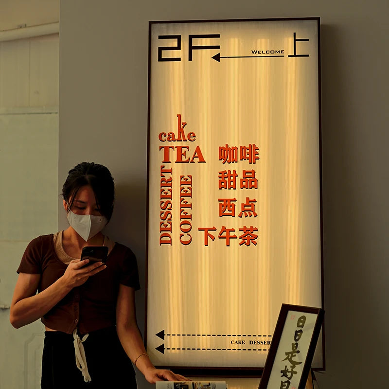 定制商店/餐厅/小吃店/咖啡店店面亚克力灯箱，复古大气发光二极管照明标志