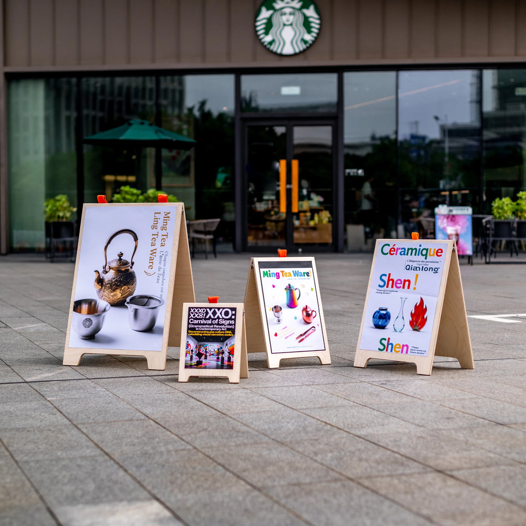 面包店、咖啡店、户外木制A-sign展示板、双面地板到天花板广告展示