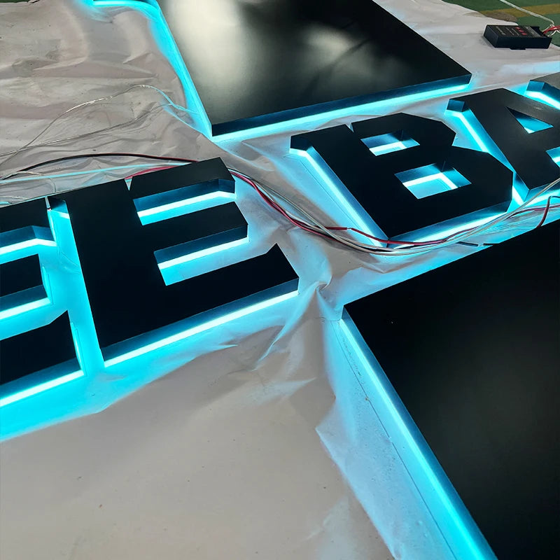酒吧户外背景广告RGB虹彩背光字母广告logo定制