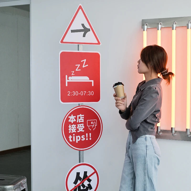 定制5毫米pvc板展台广告带磁吸固定广告牌