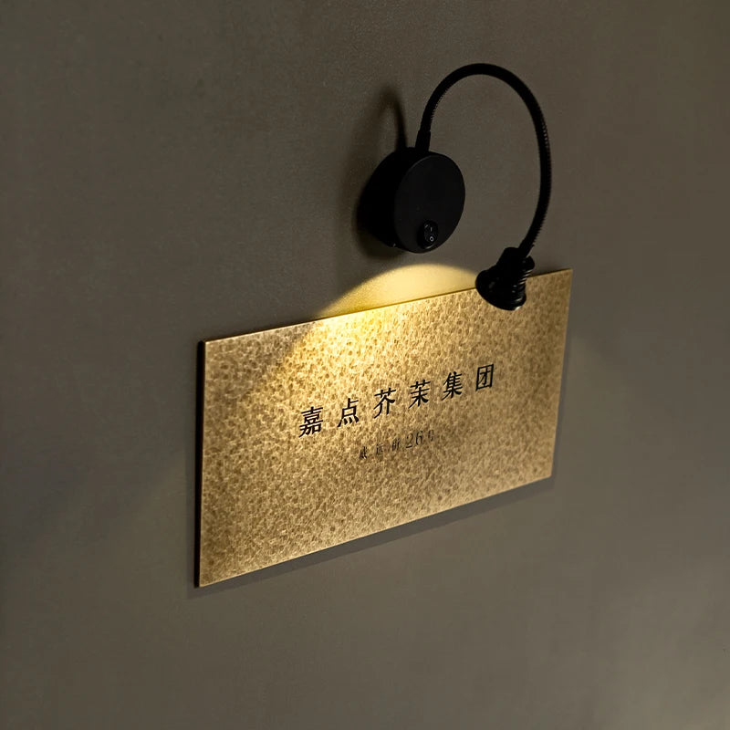 手工锻锤图案别墅门板定制复古黄铜门头标牌定制公司工作室广告牌