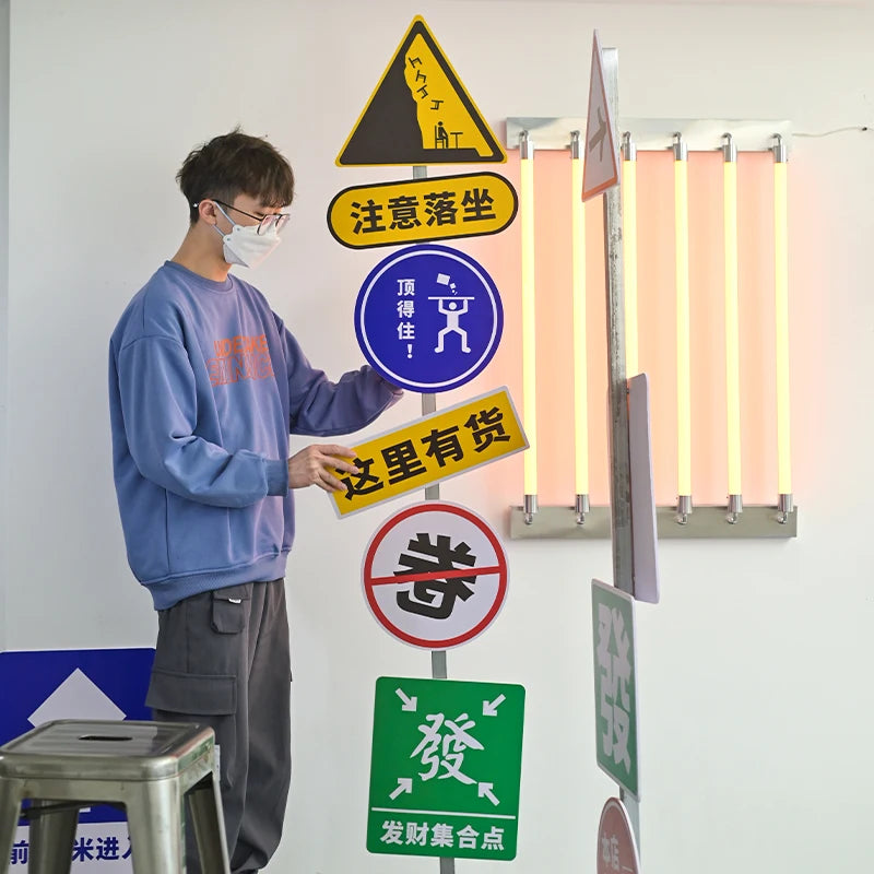 定制5毫米pvc板展台广告带磁吸固定广告牌