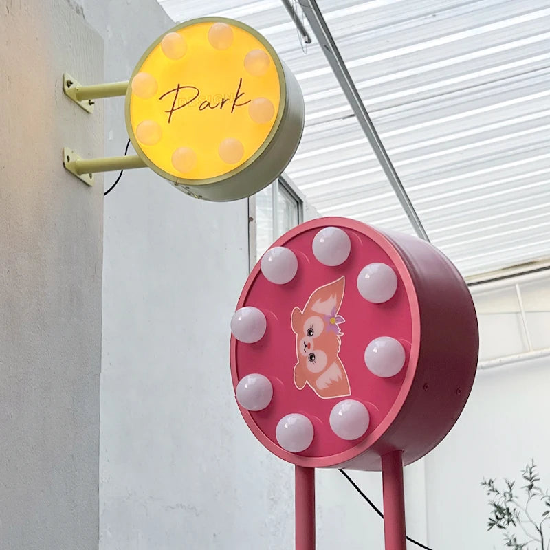 蛋糕店侧挂圆形双面灯箱创意泡泡球广告灯箱