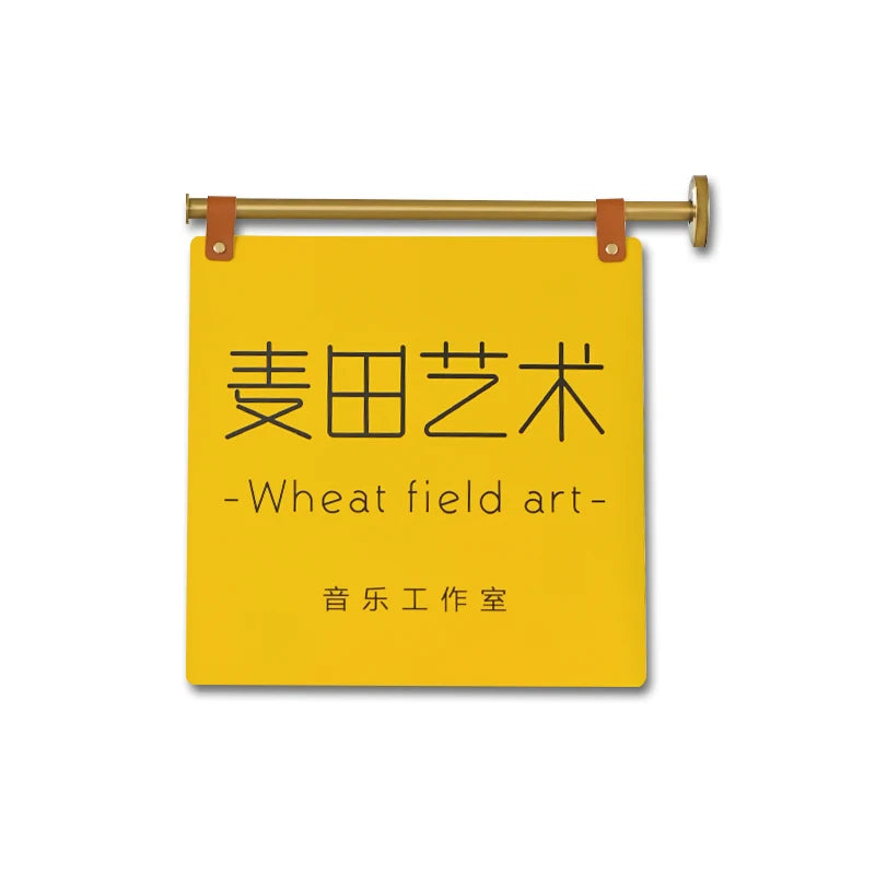 双面广告牌，金属标志悬挂在定制商店标志门牌标志的入口处