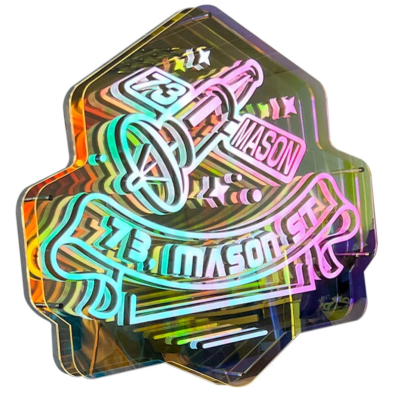 异形千层深渊灯箱广告的深渊镜亚克力灯箱墙上的字母logo