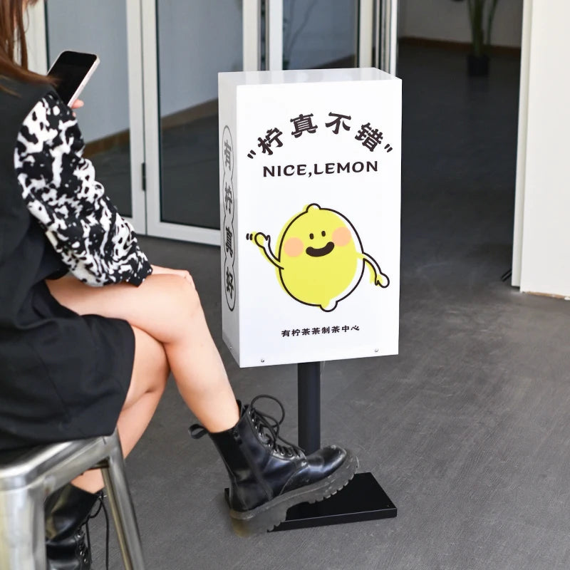 餐厅入口定制便携式充电立式灯箱