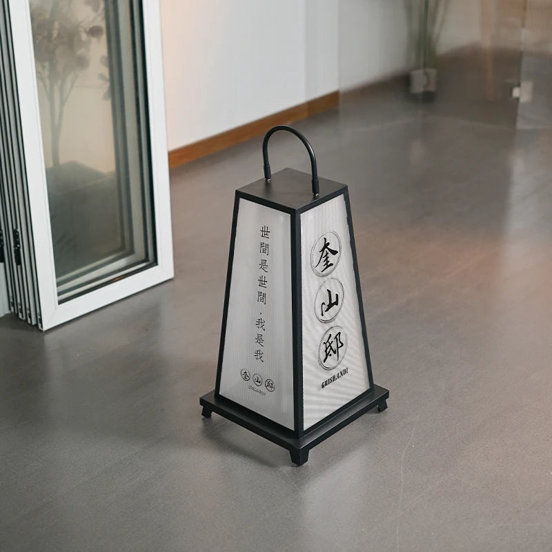 户外发光二极管标志便携式灯箱，带防水落地式灯箱，四面显示内容