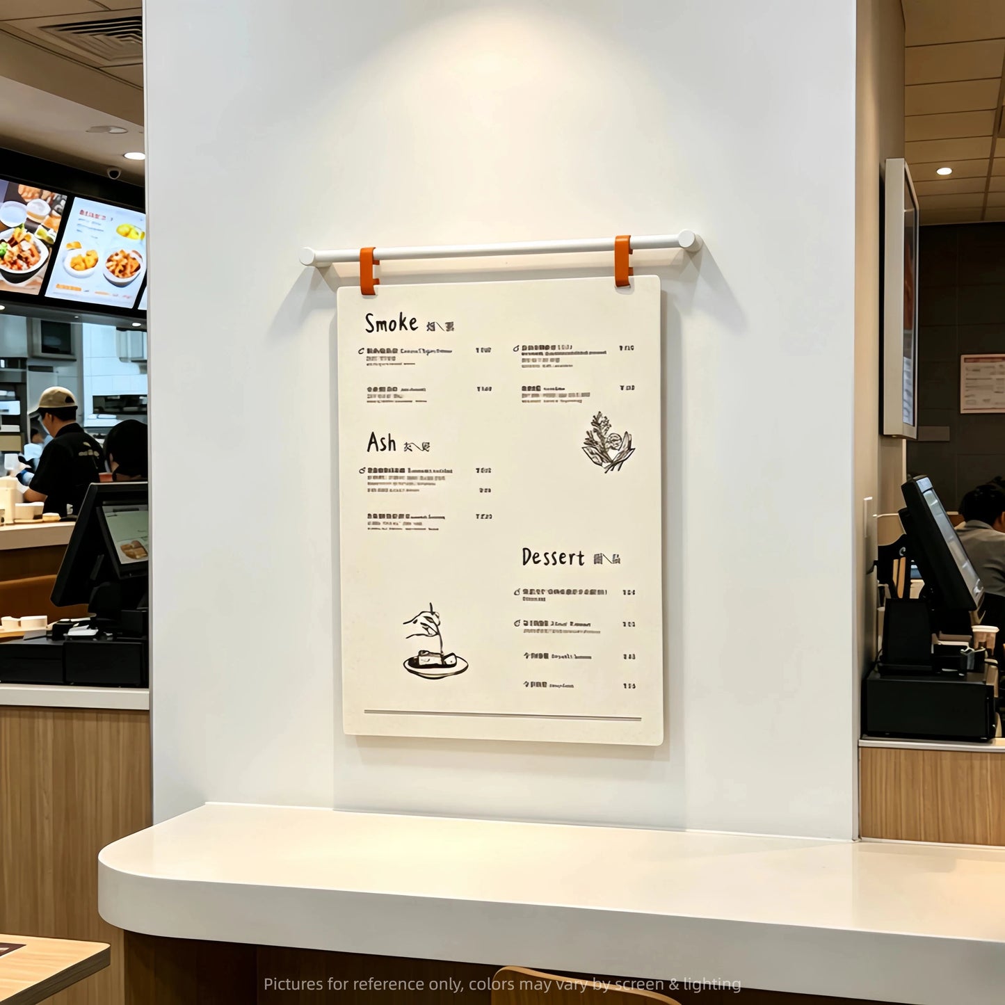 商店入口背景墙展示板上可悬挂吊牌，可定制提示牌