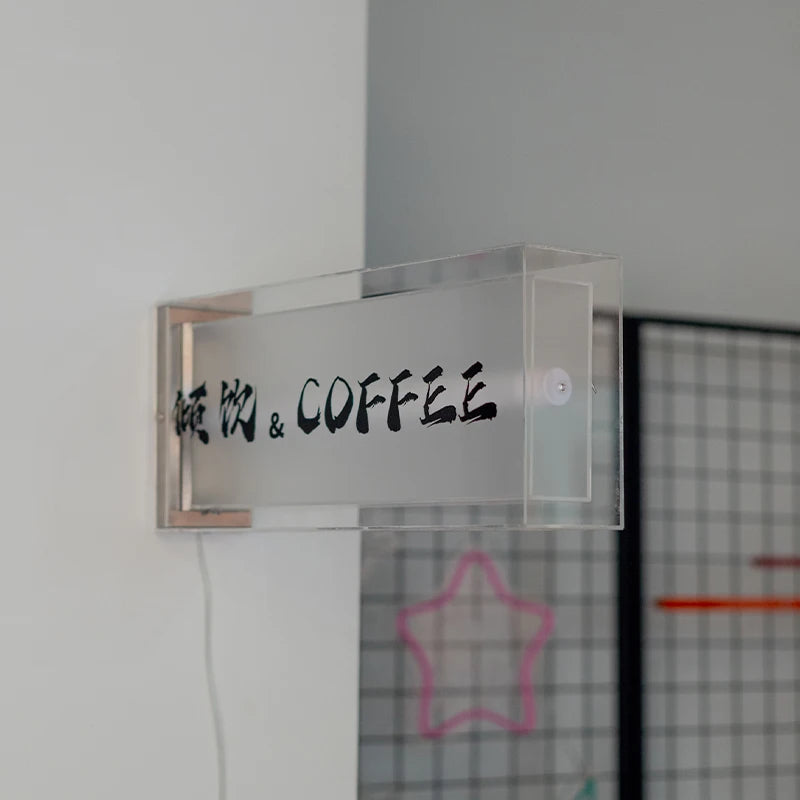 咖啡厅侧挂双层透明亚克力灯箱户外防水广告定制