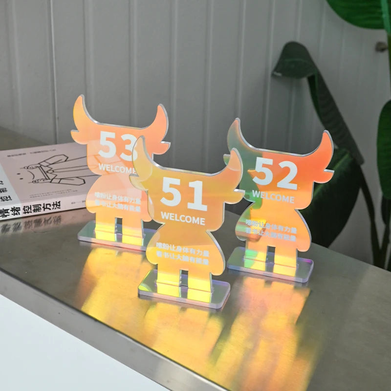 创意色彩丰富的亚克力桌面装饰摆件二维码标志桌面号牌定制造型