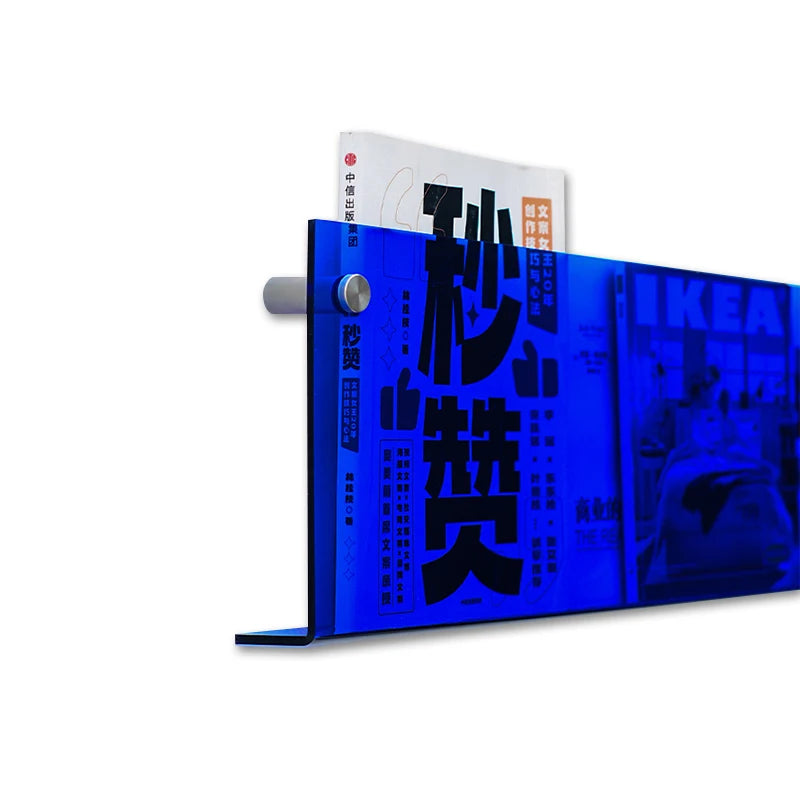 亚克力书架，克莱因蓝，亚克力展示架，简约风格，书店装饰，壁式书架，。