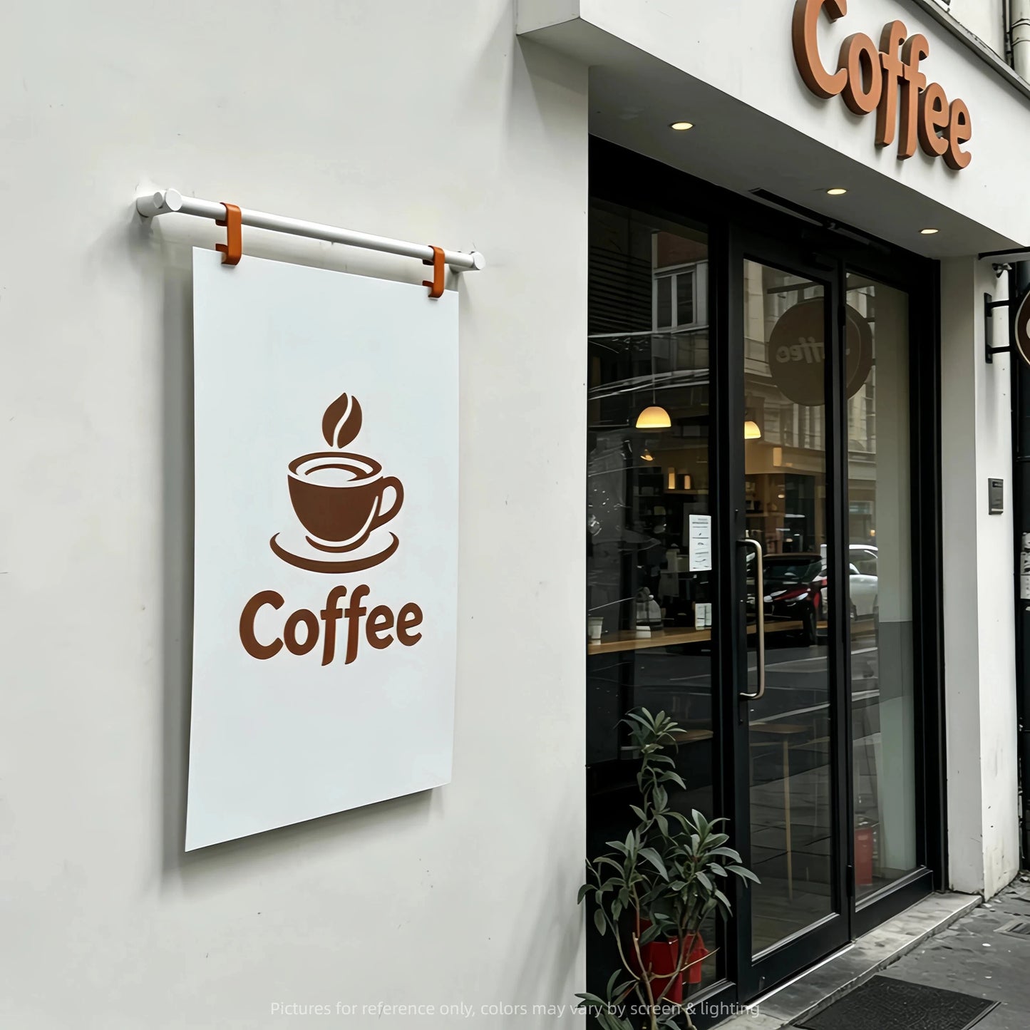 商店入口背景墙展示板上可悬挂吊牌，可定制提示牌
