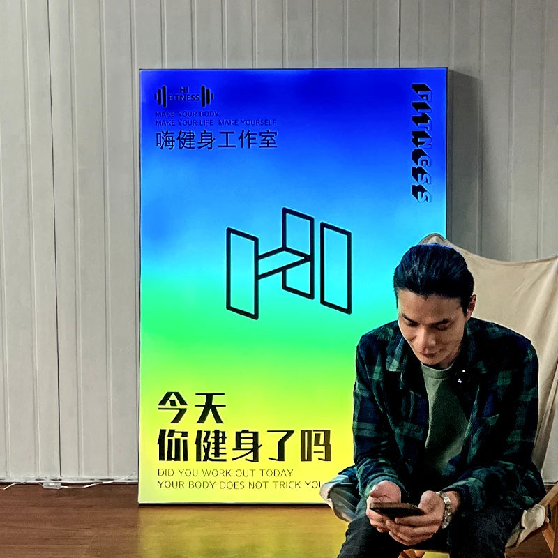 时尚方形软膜广告灯箱，带移动遥控器 & 动态RGB定制