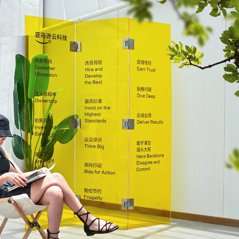 服装店，咖啡厅，隔断装饰道具，亚克力屏幕定制